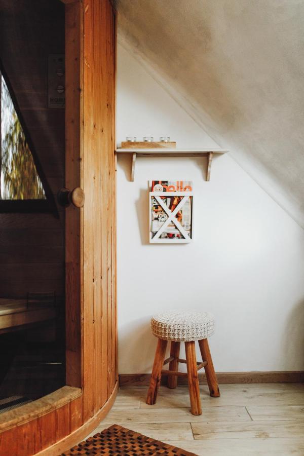 Chalet Scandinave Avec Sauna Ir - In The Woods Gesves Eksteriør bilde