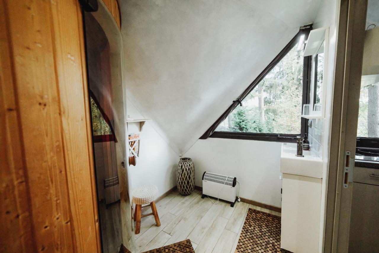Chalet Scandinave Avec Sauna Ir - In The Woods Gesves Eksteriør bilde